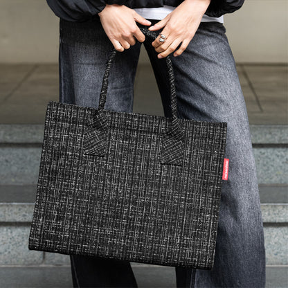 daily shopper bouclé black