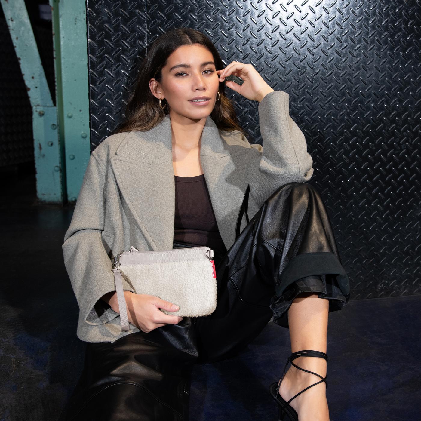 mini pouch teddy sand mini pouch Reisenthel