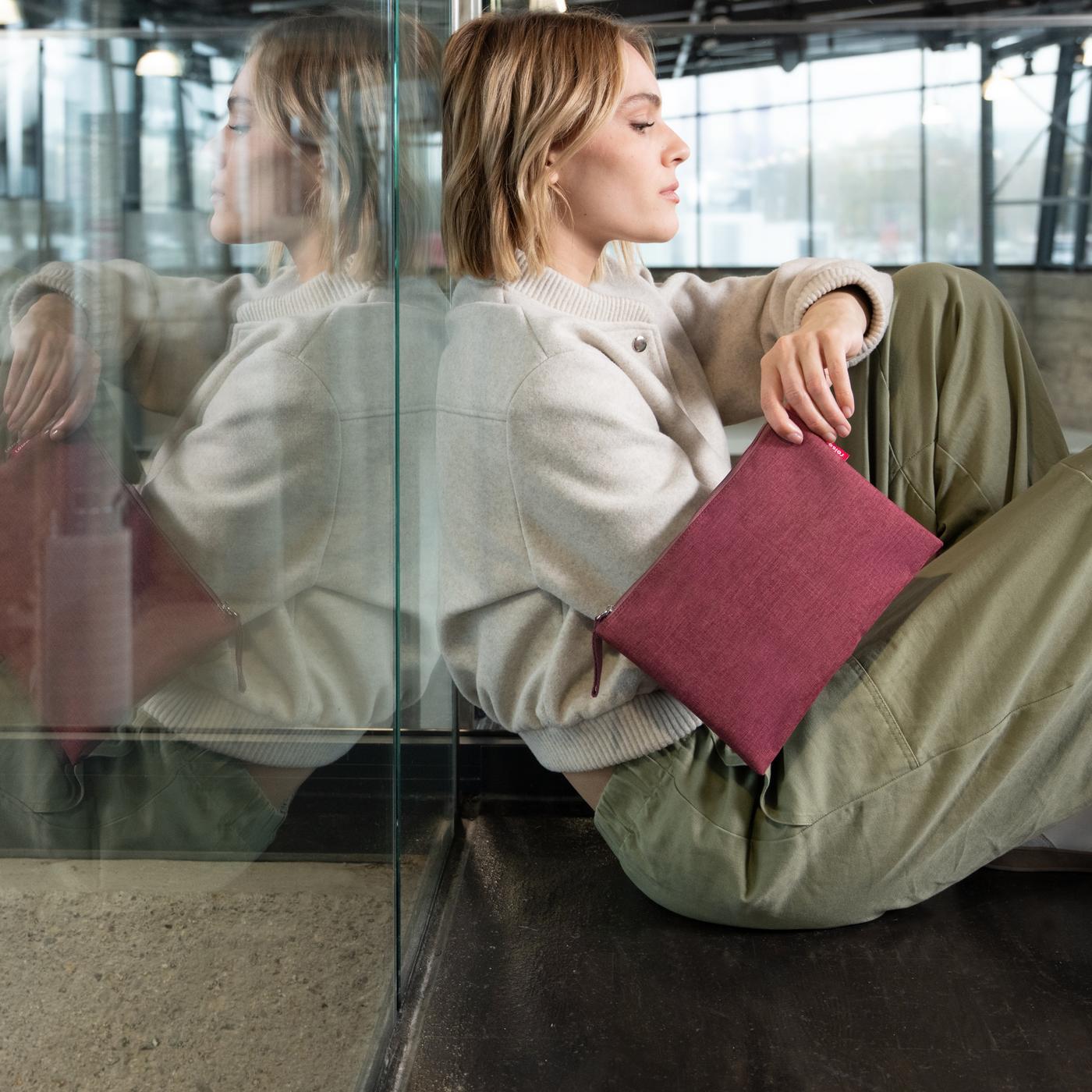 case 1 twist maroon case 1 Reisenthel