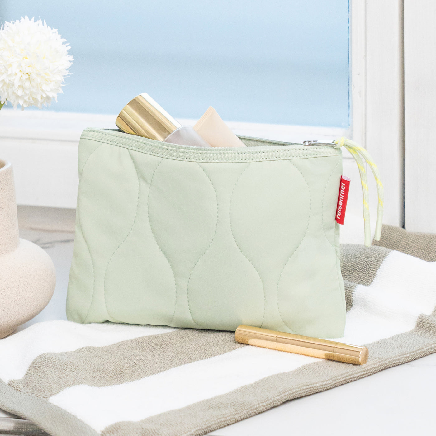 case 1 puffer iced matcha case 1 Reisenthel