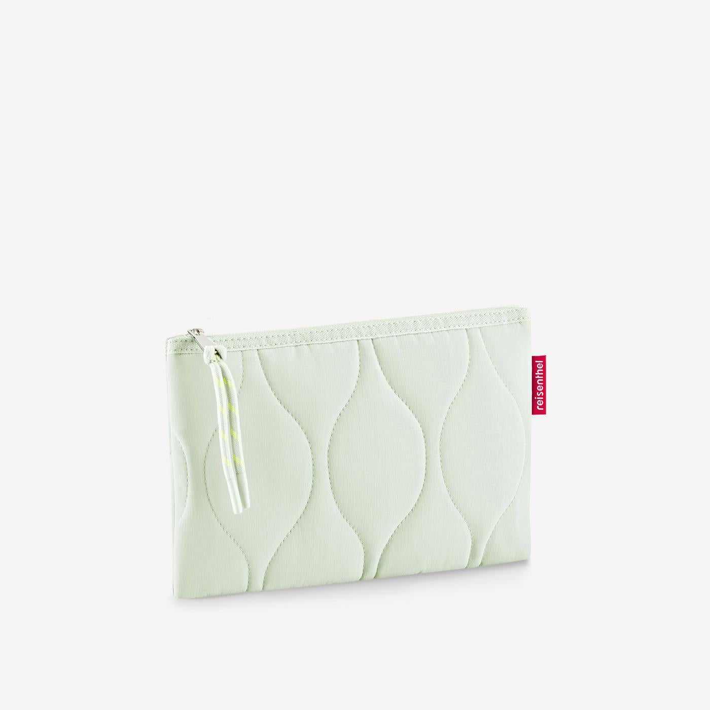 case 1 puffer iced matcha case 1 Reisenthel