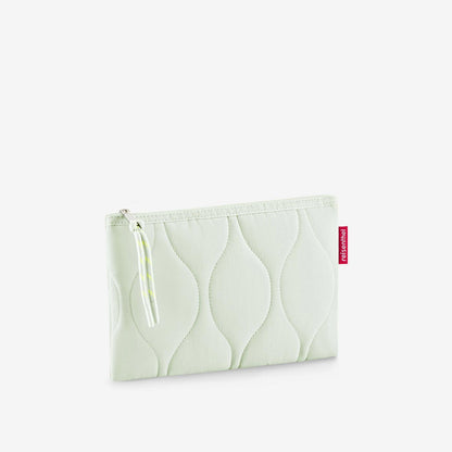 case 1 puffer iced matcha case 1 Reisenthel