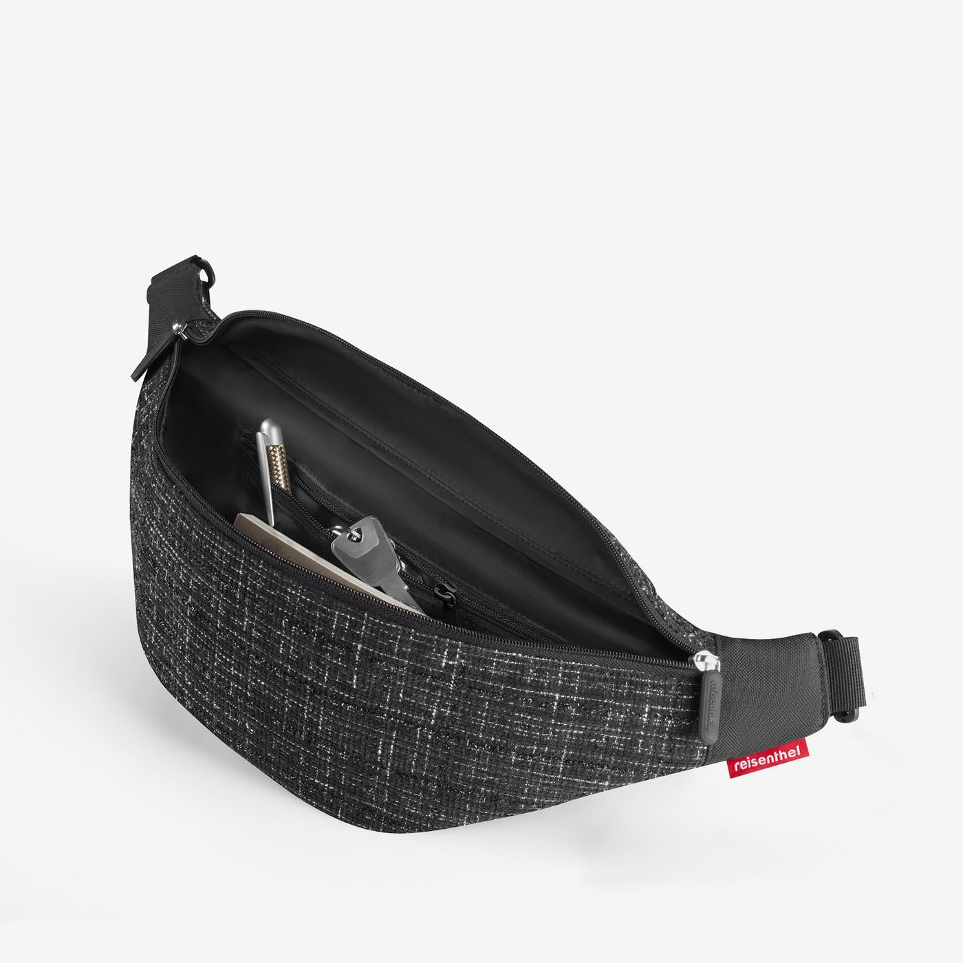 city beltbag bouclé black
