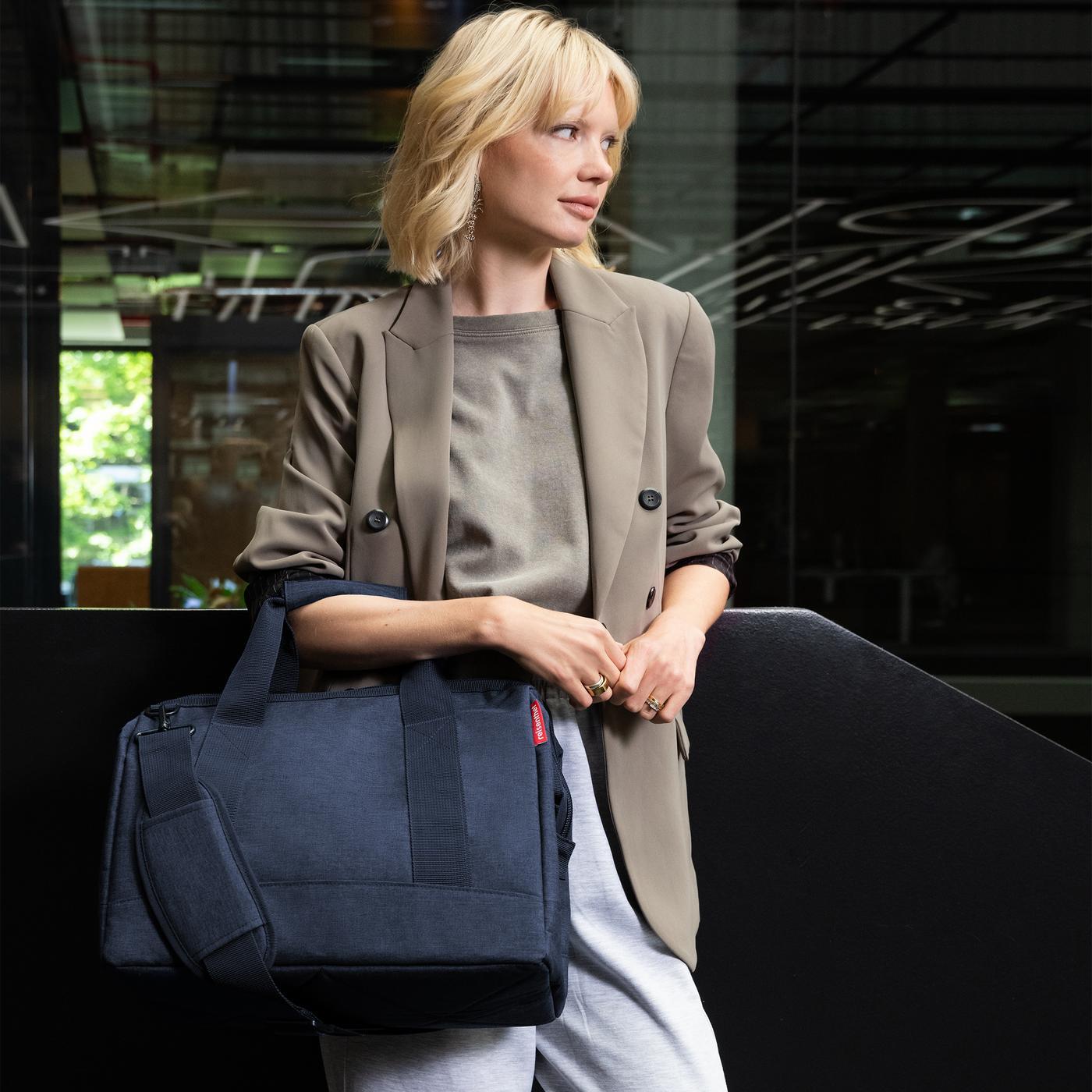 allrounder M twist navy allrounder M Reisenthel