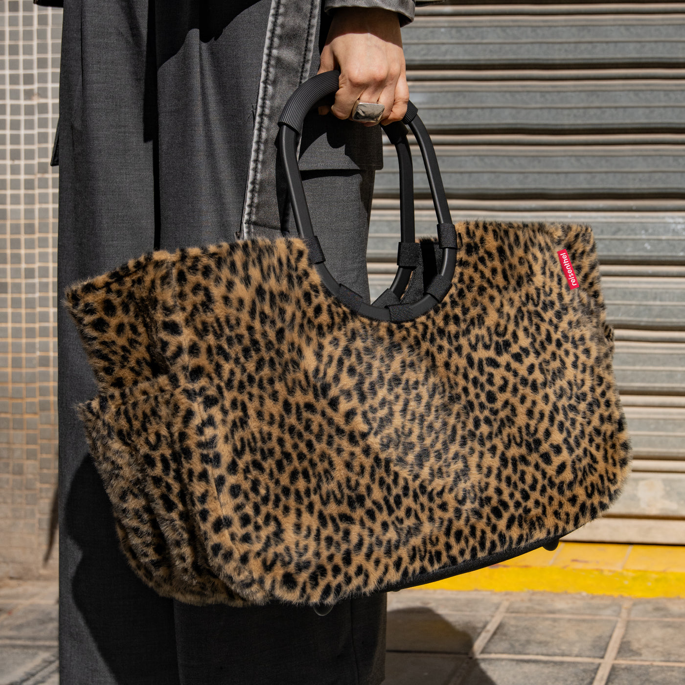 loopshopper L leo fake fur