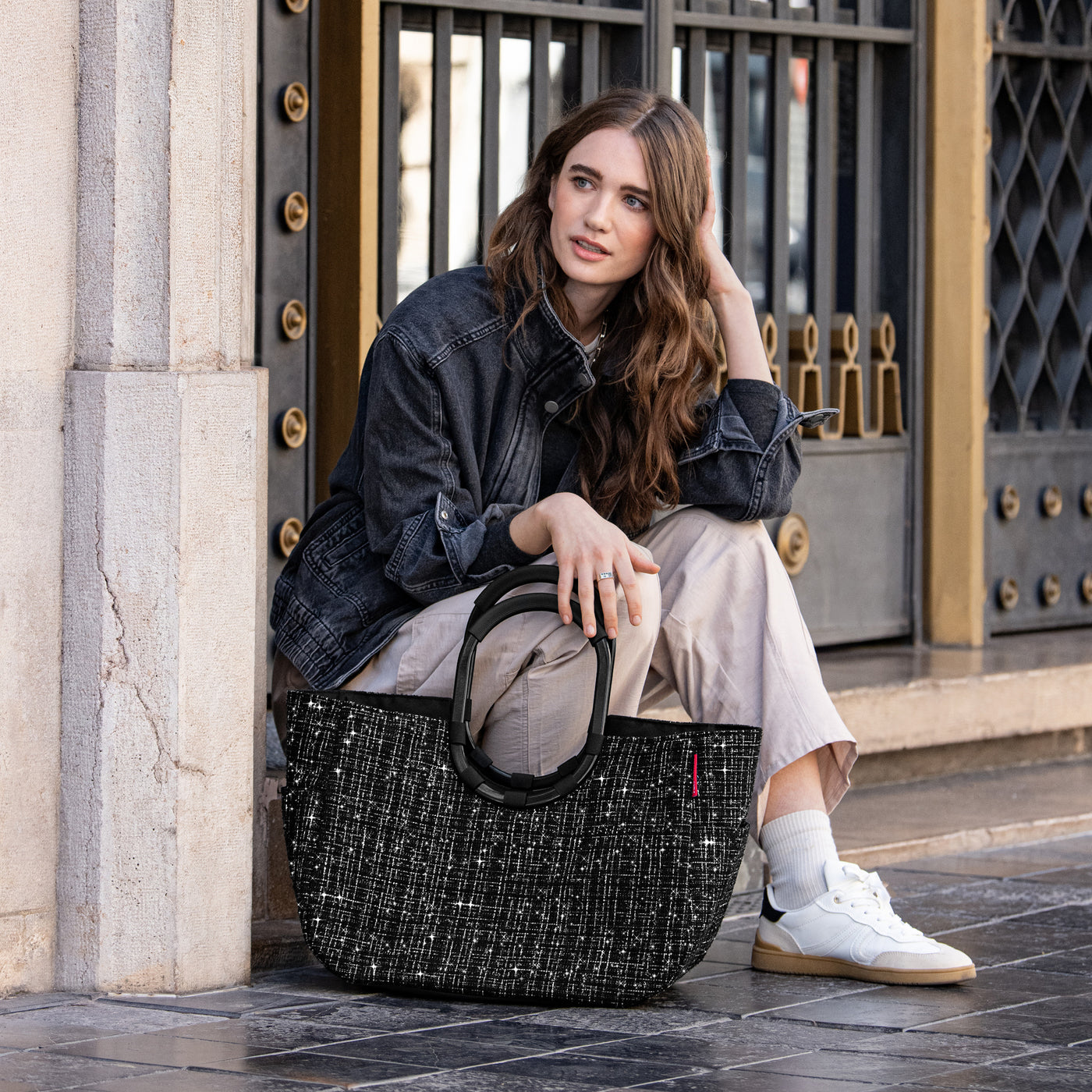 loopshopper L bouclé black loopshopper L Reisenthel