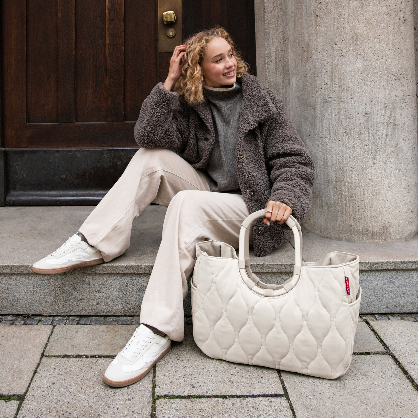loopshopper L puffer stone