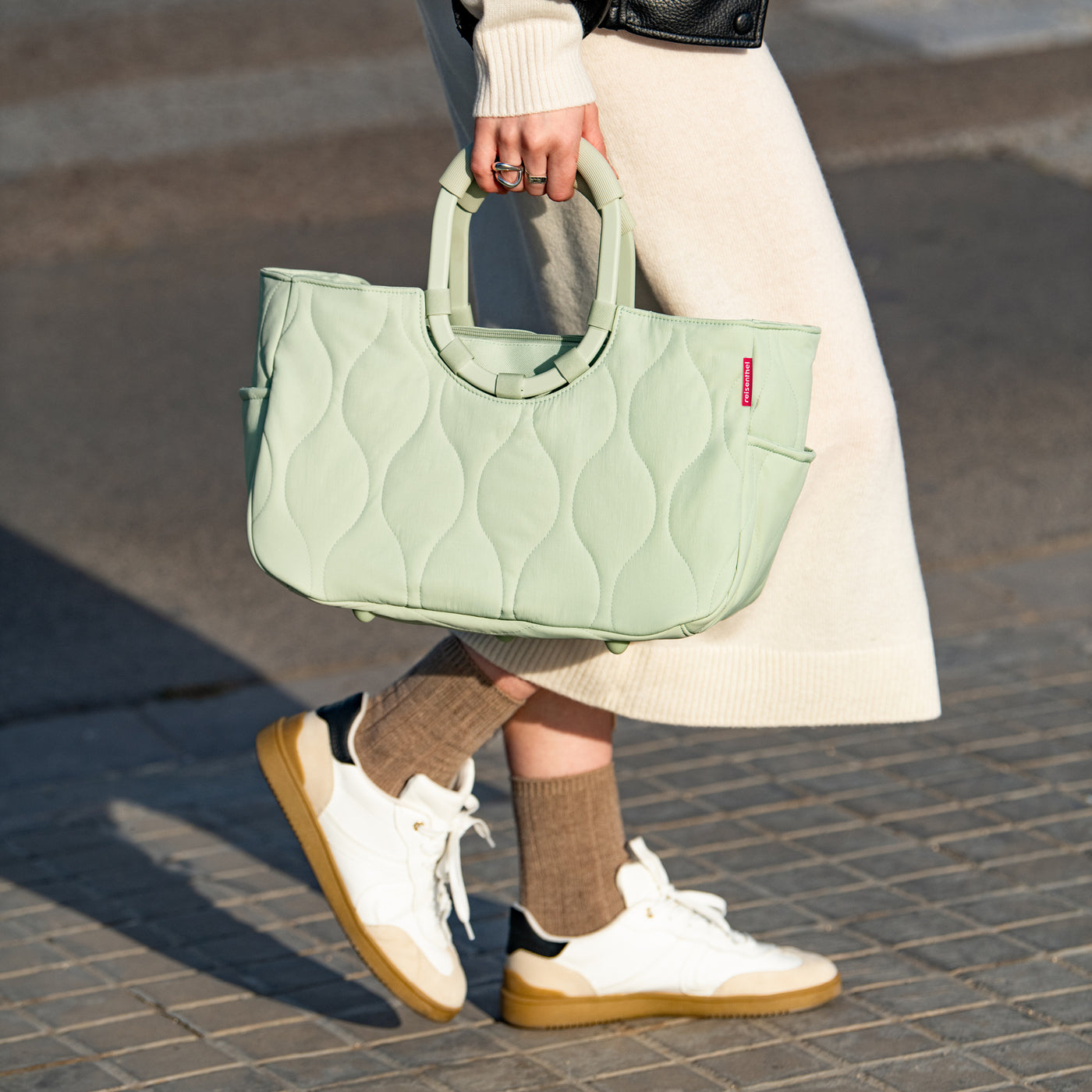 loopshopper M puffer iced matcha loopshopper M Reisenthel