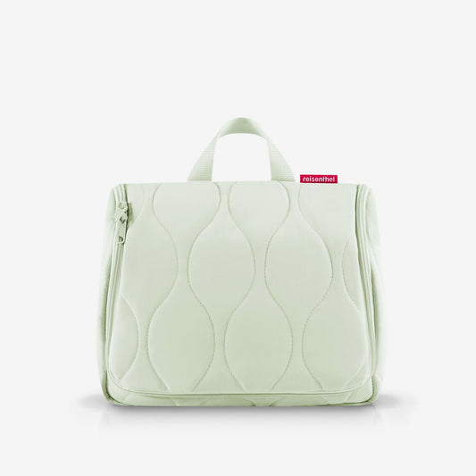 toiletbag XL puffer iced matcha toiletbag XL Reisenthel