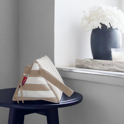 maxi case summerstripes coffee maxi case Reisenthel