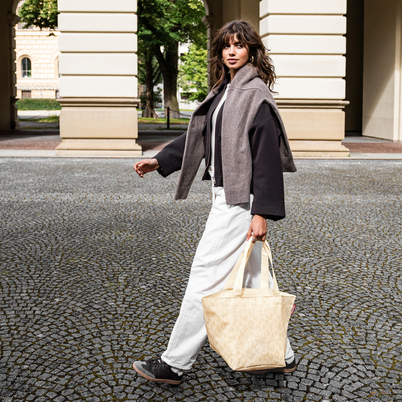 shopper M leo vanilla