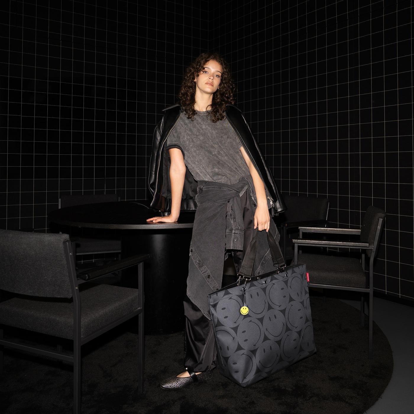 shopper XL smiley grey shopper XL Reisenthel